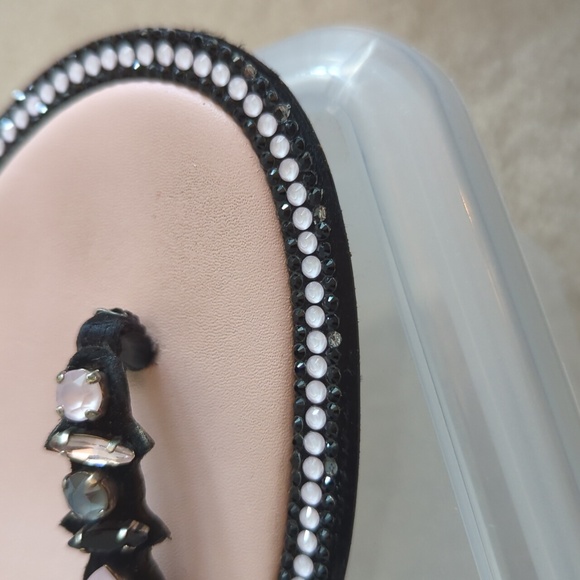 Rene Caovilla Black and Pink Rhinestone Thong Sandals 37 - Picture 10 of 12
